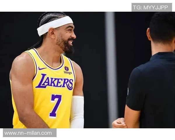 湖人残阵逆袭独行侠文森特首节火力全开八村表现出色半场领先13分